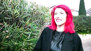 JacquieEtMichelTV - Chipie - 30 Years Old Reflexologist In Lexin