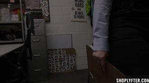 Khloe Kingsley, Jenna Starr - Trick-Or-Shoplift