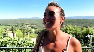 JacquieEtMichelTV – Pam, Changes Her Plans At The Last Moment