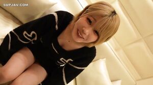 You Can Only See It Here! Idol Sex With A Sparkling Smile. Beautiful Breasts And Thick Hair, 19 Years Old With A Beautiful Naked Body Of A Painting Model. A Perfect Erotic Body, But The Most Noteworthy Thing Is Her Butt.