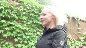 Extrem Hot Berlin Milf Sophie Seduce To Fuck At Street Casting