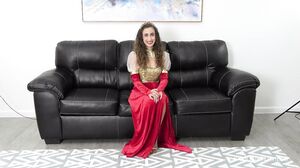 Scarlett Page interviews as Sexy queen in HD
