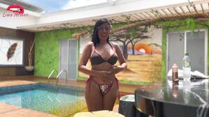 Lina Henao - I squirt in a public pool, next to a girl who is getting a tan