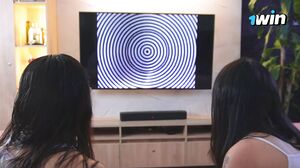 Jenifer Play - Mi Mejor Amiga Me Muestra Cómo Follar Xxx Colegialas Fetiches Raros