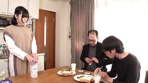 PJAM-033 Busty mother flowers to be a nude model by her son's childhood friend and creampied in NTR