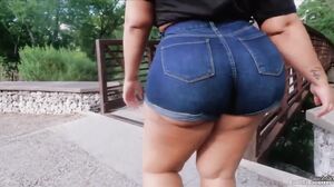 Simone Richards - Big Bootys Matter in HD