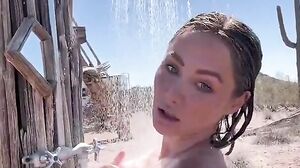 Sara Jean Underwood Outdoor Wet Masturbation Video