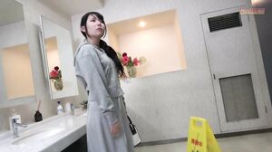 GNS-122 Department store toilet cleaner: Sex spray that increases sensitivity makes her eyes roll back and she has non-consensual sex