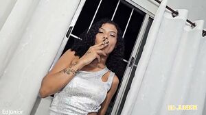 Fumando e fudendo, fudendo e fumando - OB Slave Nat