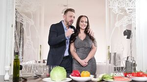 Cookery Show Host Jennifer Mendez Halts Filming To Take A DP Slamming On Set GP2802 in 4K