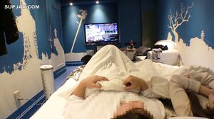 A Super Cute Foreign Language University Student's Secret Part-time Job!! A Moment Of Hesitation Leads To Beauty