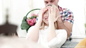 OhMyHoles - Sara Bork