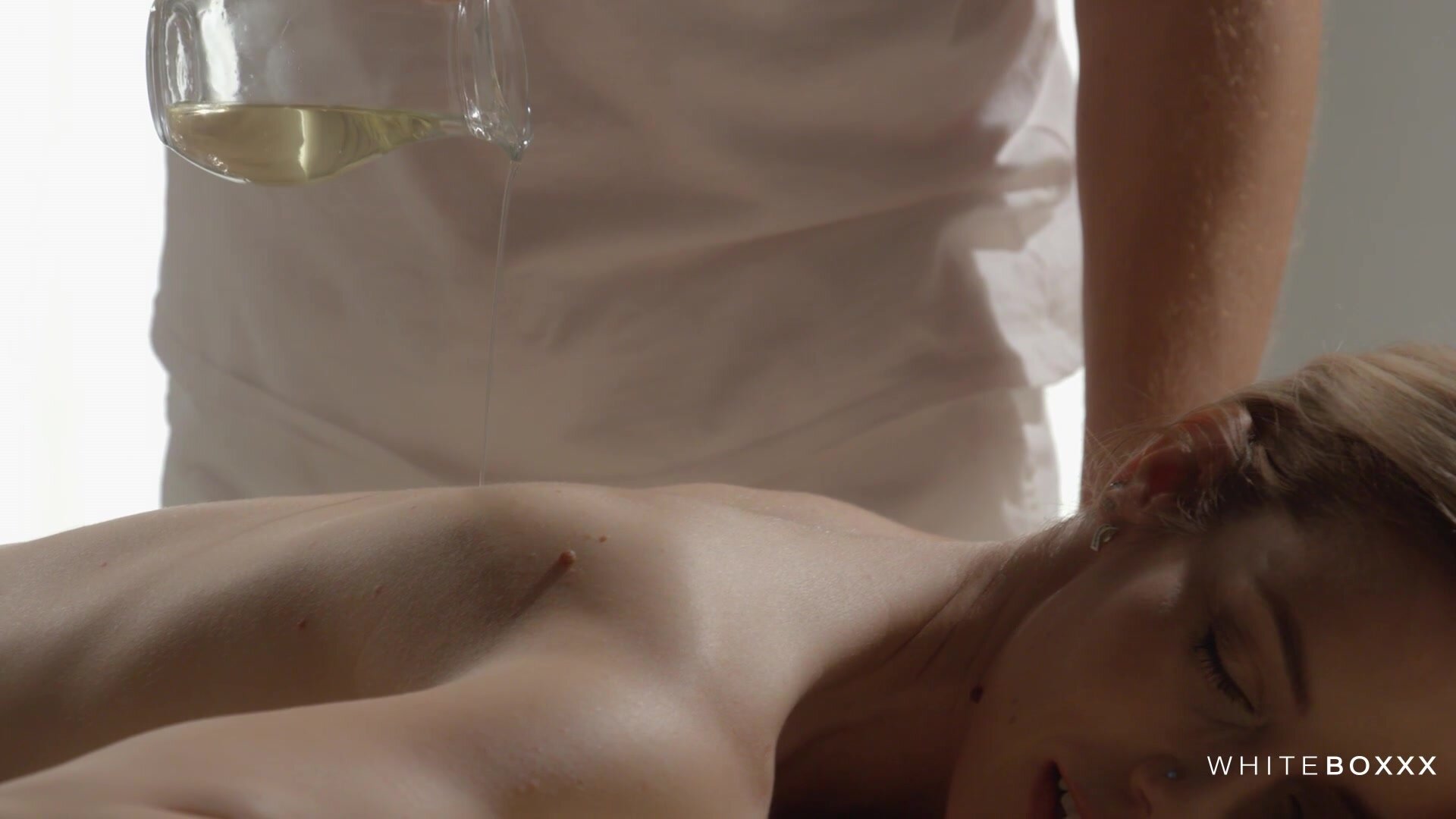 Nesty - Relaxing Massage And Sex For Hot Blonde