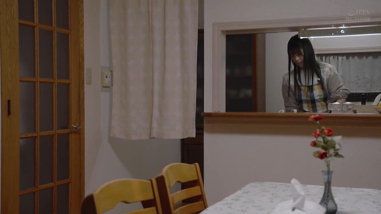 MOON-040 While trying to get pregnant, I mixed my unloved husband's sperm with yours and made my pussy wet for half a year. Yuina Taki