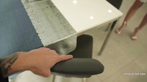 Sybil - Portrait Of An Escort