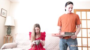 Alice Maze Cant Pay the Pizza Boy in Cash But