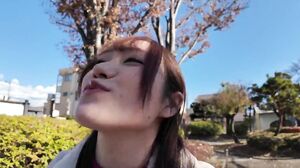 MCSR-600 I'm constantly being pushed around by the spoiled Honyopai on a begging, close-up date! Temptation, Creampie, Married Woman Affair Trip, Hono Wakana