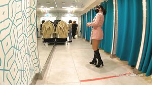 Shopping time Naughty Lada