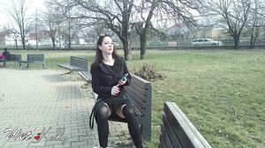Girl Flashing in Public Park - WetKelly