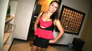 Mature Thai BBW MILF fucks a farang