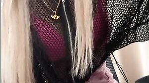 NEKK-003 Sex interview voyeurism: Interview at a sex shop recommended for real sex → Perfect flowers of sex experience training!! #001 Interview amateur 3 people 245 minutes