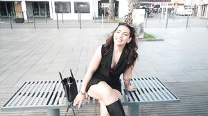 JacquieEtMichelTV - Alice 28 Years Old Pastry Chef In Marseille And OM Fan