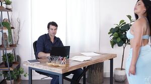 NFBusty - Scarlett Alexis - Shes My Distraction