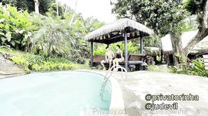 Gostosa Torinha fodendo com macho da amiga JuDevil