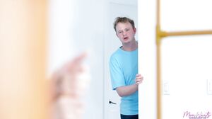 Sweet Sophia - Squeezing Stepmoms Lemons - S7:E3 in HD