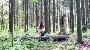 AnnyGrace - Sexy brunette undresses in the park