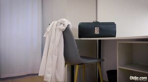 Bella Model - Sexy Doctor Fetish