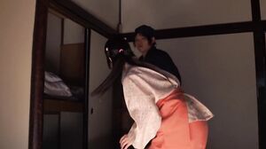 TPIN-093 A college club member and his annual live-in part-time job at an old inn... a secret love triangle with the beautiful hostess and a fellow co-worker