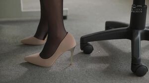 PRED-776 Work order! I'll lick your dick, so act like your lover! I'm a subordinate who became my strict female boss's dummy boyfriend for a day. Himari Kinoshita