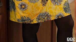 Anissa Kate and Jill Kassidy in Lesbian Loving Weekend