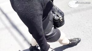 Top Secret Footage Of Natural H-cup Idol! Complete Recording Of Her Bold Service Pose With Her Huge Breasts And Beautiful Ass Shaking Prominently In A Maid Outfit!