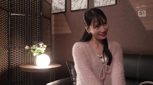 SONE-772 An innocent girl who started working part-time at a men's beauty salon had the best rejuvenation skills, and made me squirt sperm with a smile. Moe Sakakibara