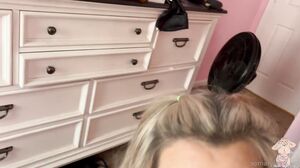 xoMaryJane - Sloppy Blowjob Swallow