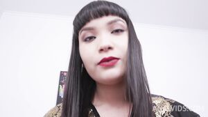 Lina Nakamura double penetration with 2 huge cocks YE036 in 4K