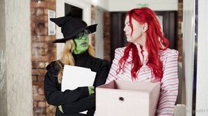 Rebecca Goodwin, Kayla Wild – Dicked