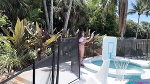 Gigi Aka Giana - Round 2 Rough Sextape In The Pool