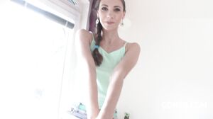 Stefanie Moon - Horny little Stephanie Moon takes 2on1 Zero-Pussy