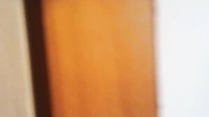 Latin Queen - Le hago una mamada a un desconocido en el hostel después de una fiesta