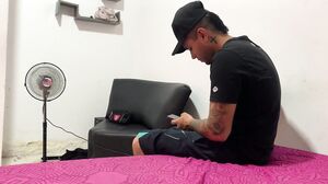Andrea1010 - Estoy en mi Habitacion Un Poco Aburrido Pero Mi Sexy Hermanastra Me Ayuda Rico