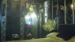 Yhivi meets Sam Spade w/Messy Facial