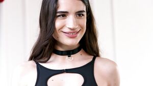 Candie Luciani - Perfect Poses HD