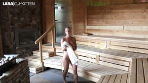 Lara-CumKitten - Public Ficktreffen In Der Therme