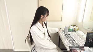 ABF-251 I love old men. 3 sex scenes with a beautiful girl. Umi Yahagi