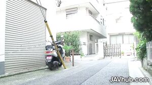 Yui Igawa Gets Fucked By Stranger in a Toilet