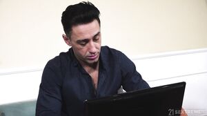 Anna Valentina - High Maintenance GILF