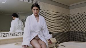 Watch4Beauty - Asandra Dewy - Sexy Bathing